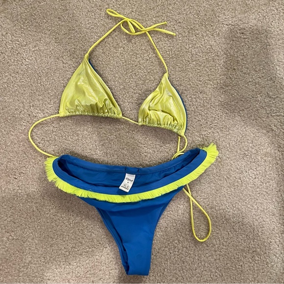 Cute bikini from ITALY - Picture 3 of 9